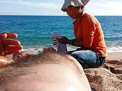 Thiếu mình với ngón  ...