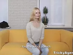 Cô gái phim sex hay  ...