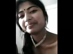 VÚ-cong tinh Kimmy K ...