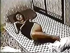 Tay chụp phim sex co ...
